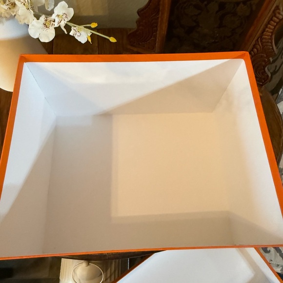 Hermes Extra Large XL Gift Box - Picture 7 of 7